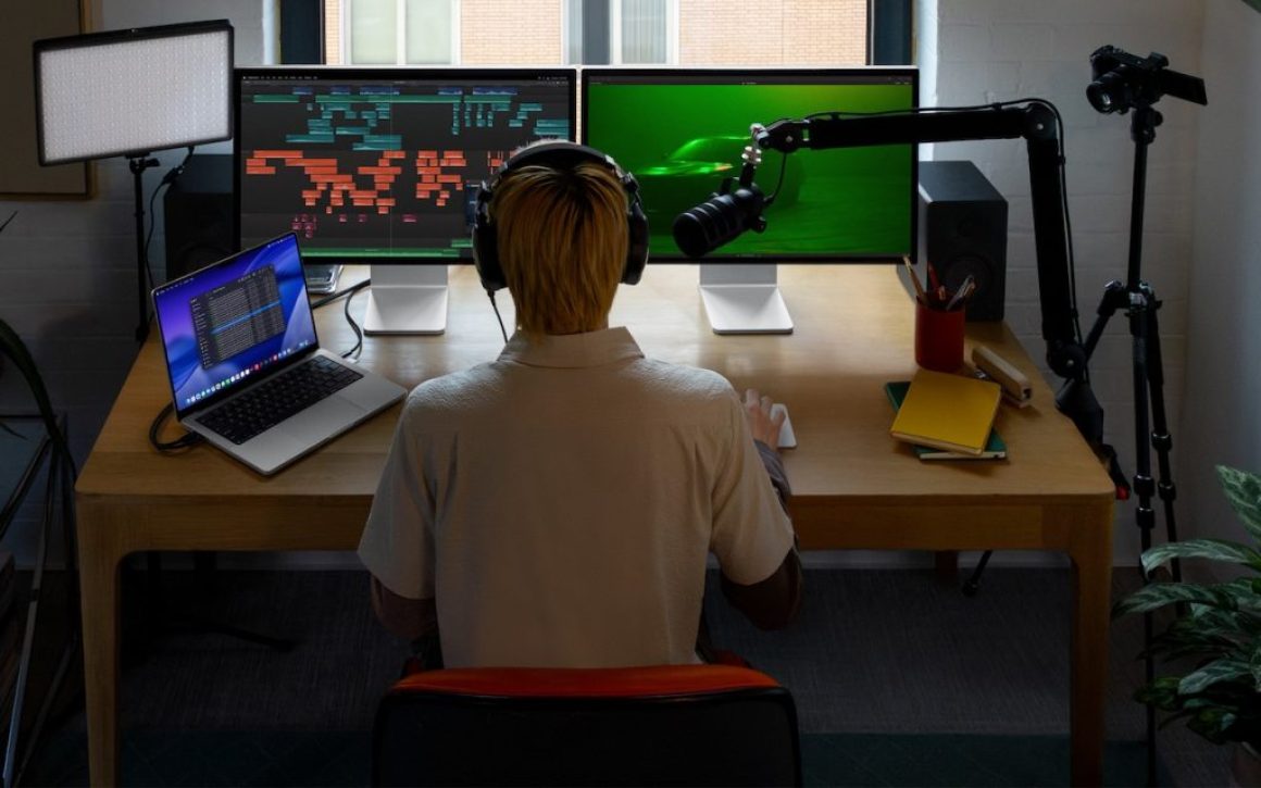 New Apple Creator Studio Bundles Pro Apps